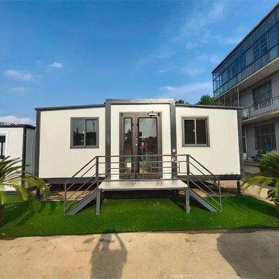 Casa de contenedores con estilo lujoso y techo de paneles de sándwich EPS