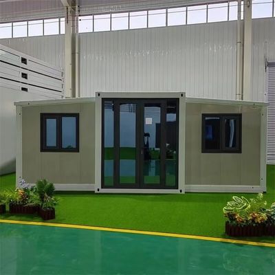 Casa de contenedores de expansión de doble ala de 40 pies con diseño y techo de panel sandwich EPS
