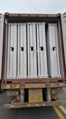 Instalación rápida Contenedores plegables de paquetes planos Casas prefabricadas con pared de paneles sándwich